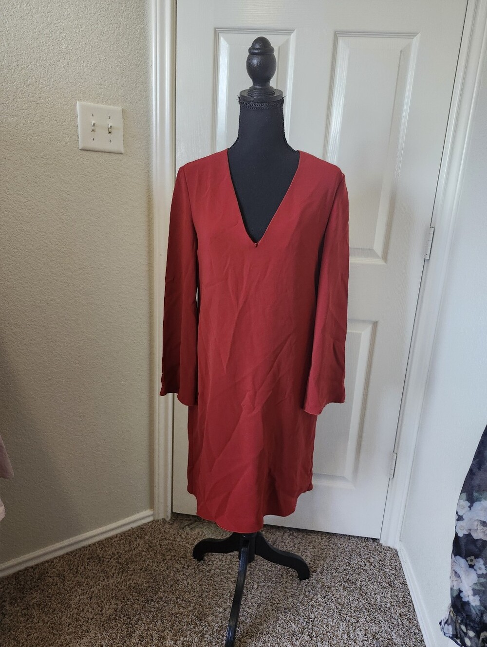 Theory Silk Elegant Red V-Neck Long Sleeve Dress